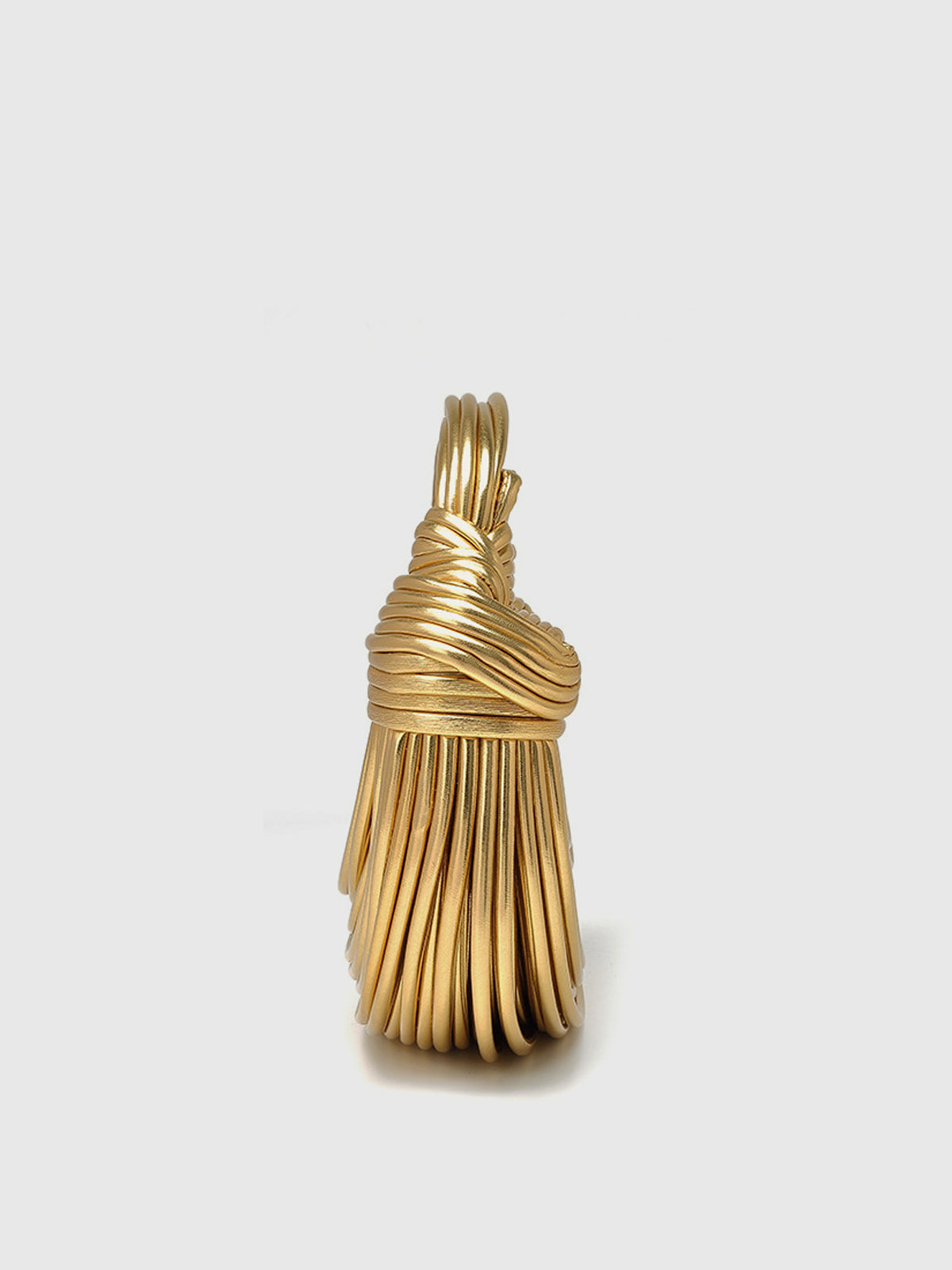 Étoile Sculpted Metallic Handbag | Gold Curved Silhouette