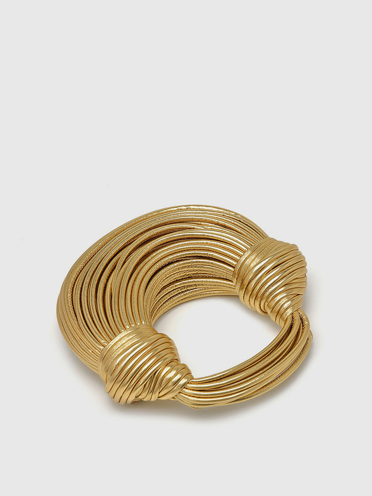 Étoile Sculpted Metallic Handbag | Gold Curved Silhouette