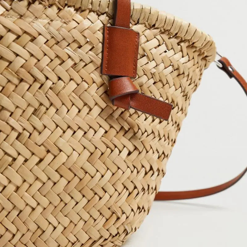 | Straw Tote