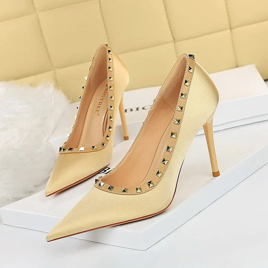Satin Stiletto High-heeled Single Shoes for a Sexy Nightclub
