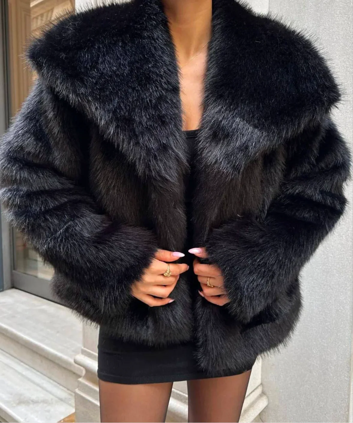 Isabella | Oversized Faux Fur Coat