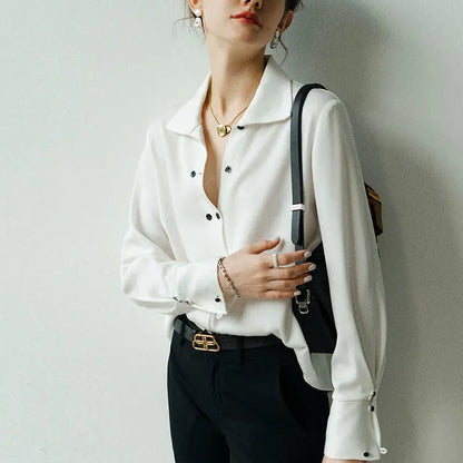 | Blouse