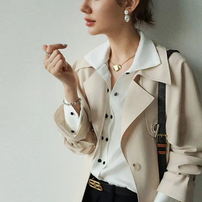 | Blouse