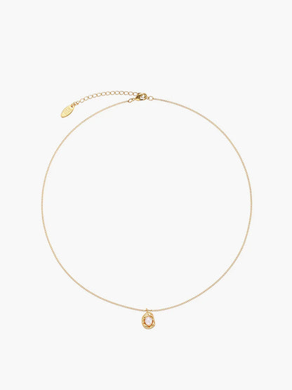 Minimal Pearl Drop Necklace