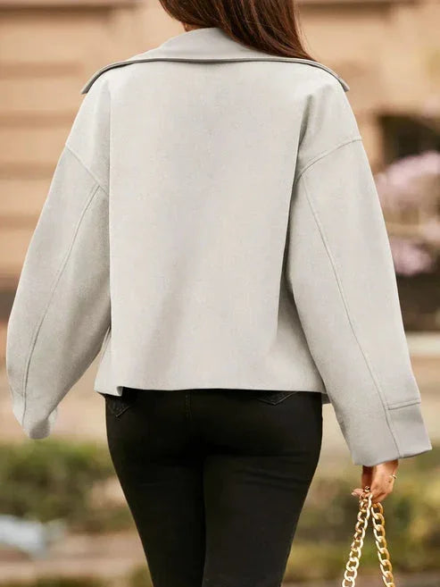 Lapel Collar Cropped Buttoned Jacket