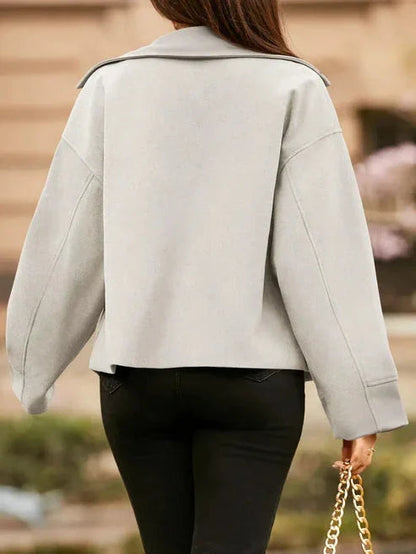 Lapel Collar Cropped Buttoned Jacket