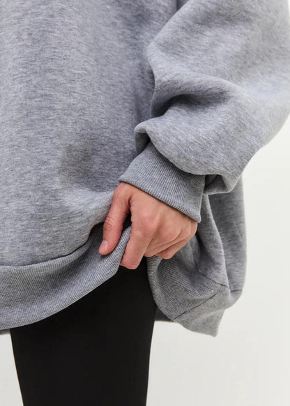 White Oversized Crewneck Sweatshirt – Women’s Longline Fleece Pullover