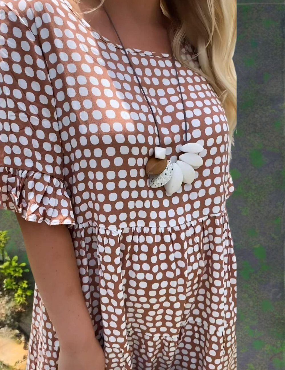 Geometric Dot Print Round Neck Flutter Sleeve Tiered Midi Dress