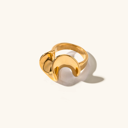Nova Crescent Ring