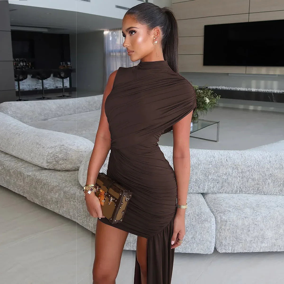 Slim fit pleated ribbon evening dress
