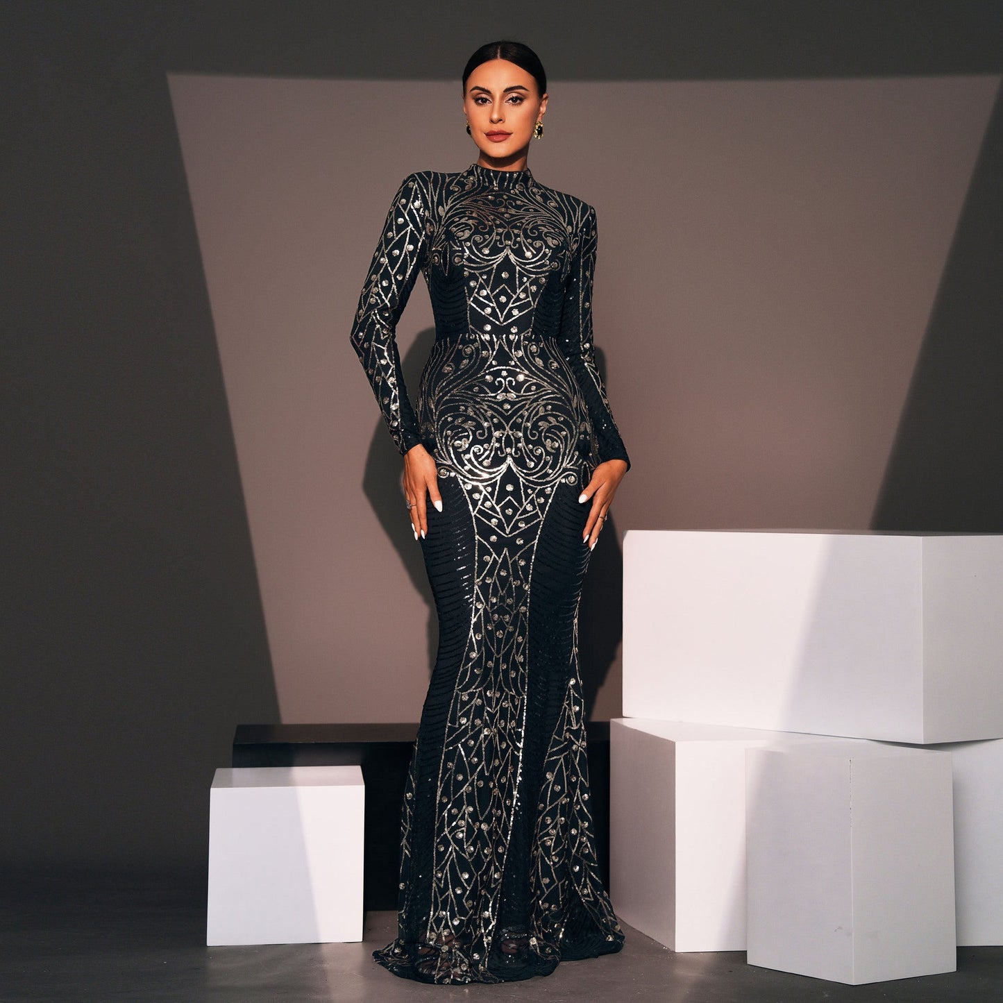 Evening Dress Long Sleeve Crew Neck Slim Long Sequined Cocktail Bridesmaid Dress