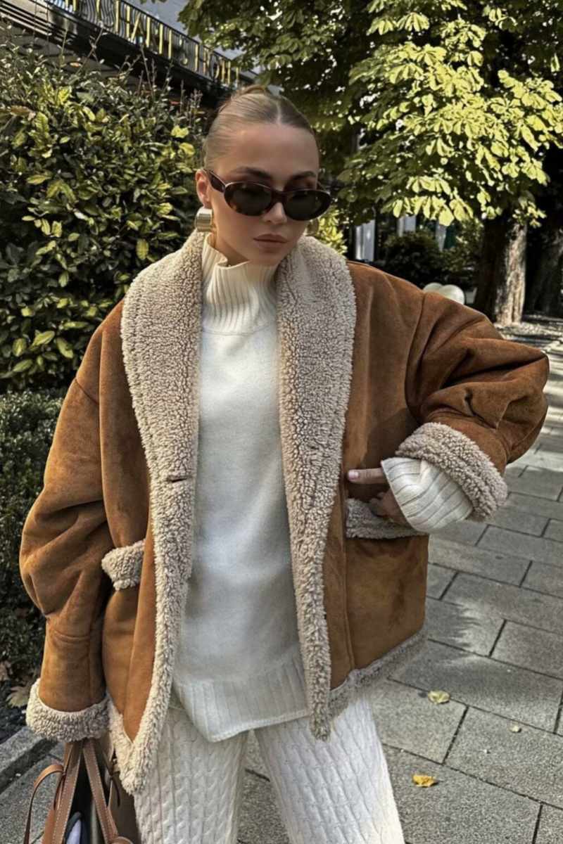 Elina - Contrast Collar Fleece Jacket