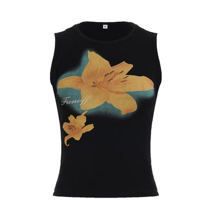 Razan Abstract Print Crop Top