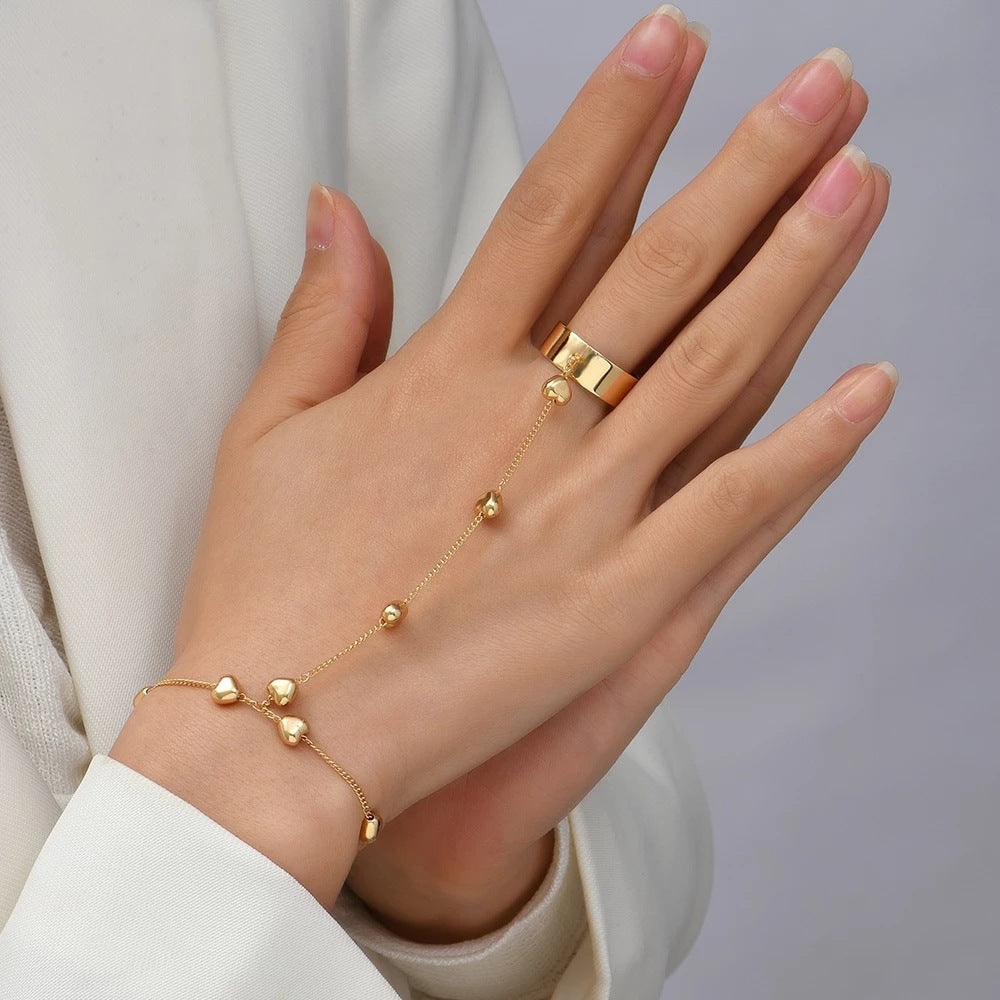 Vintage Minimalist Heart Charm Finger Bracelet