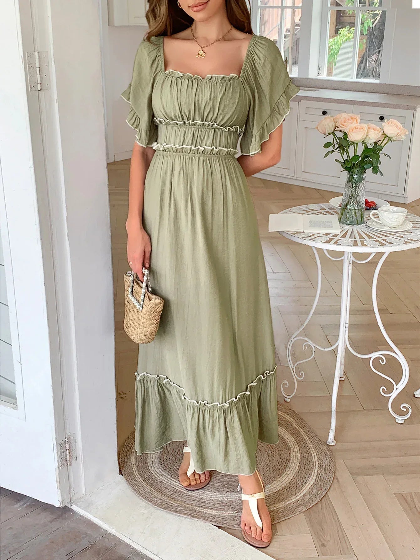 Ruched Contrast Trim Maxi Dress Midi