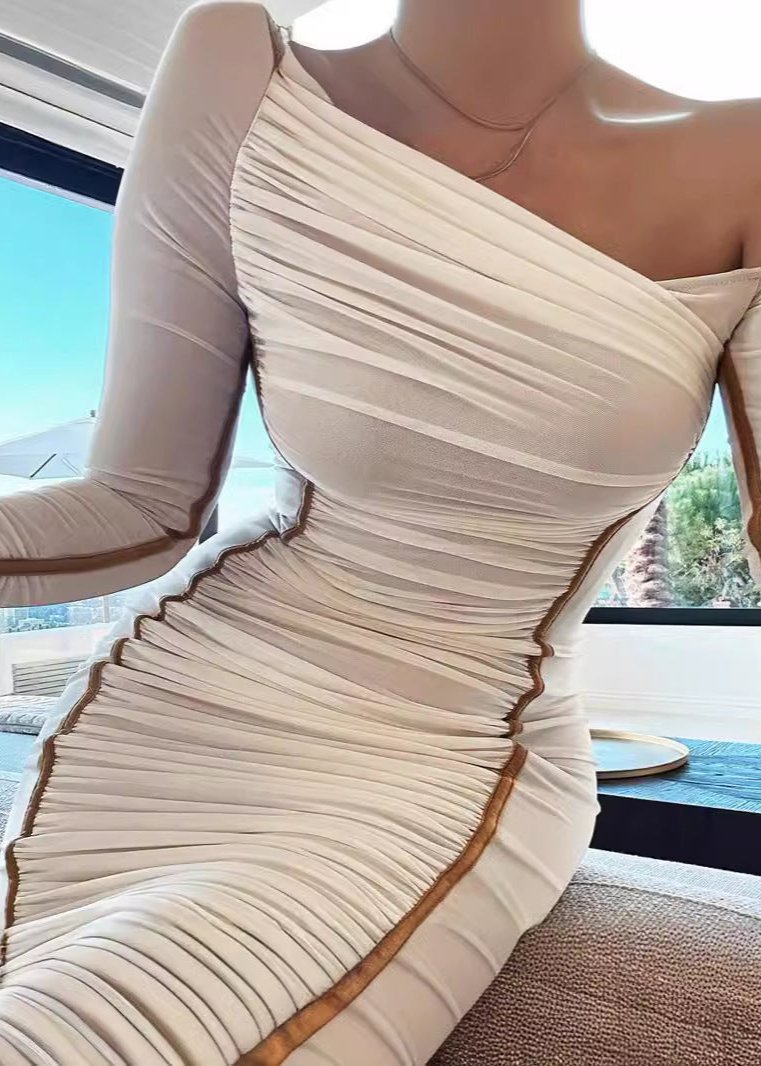 One Shoulder Long Sleeve Ruched Contrast Piping Bodycon Midi Dress