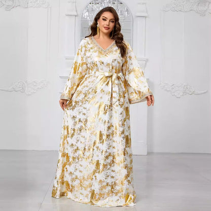Plus Size Muslim V Neck Embroidery Lace Long Sleeved Middle East Dress Containing Belt