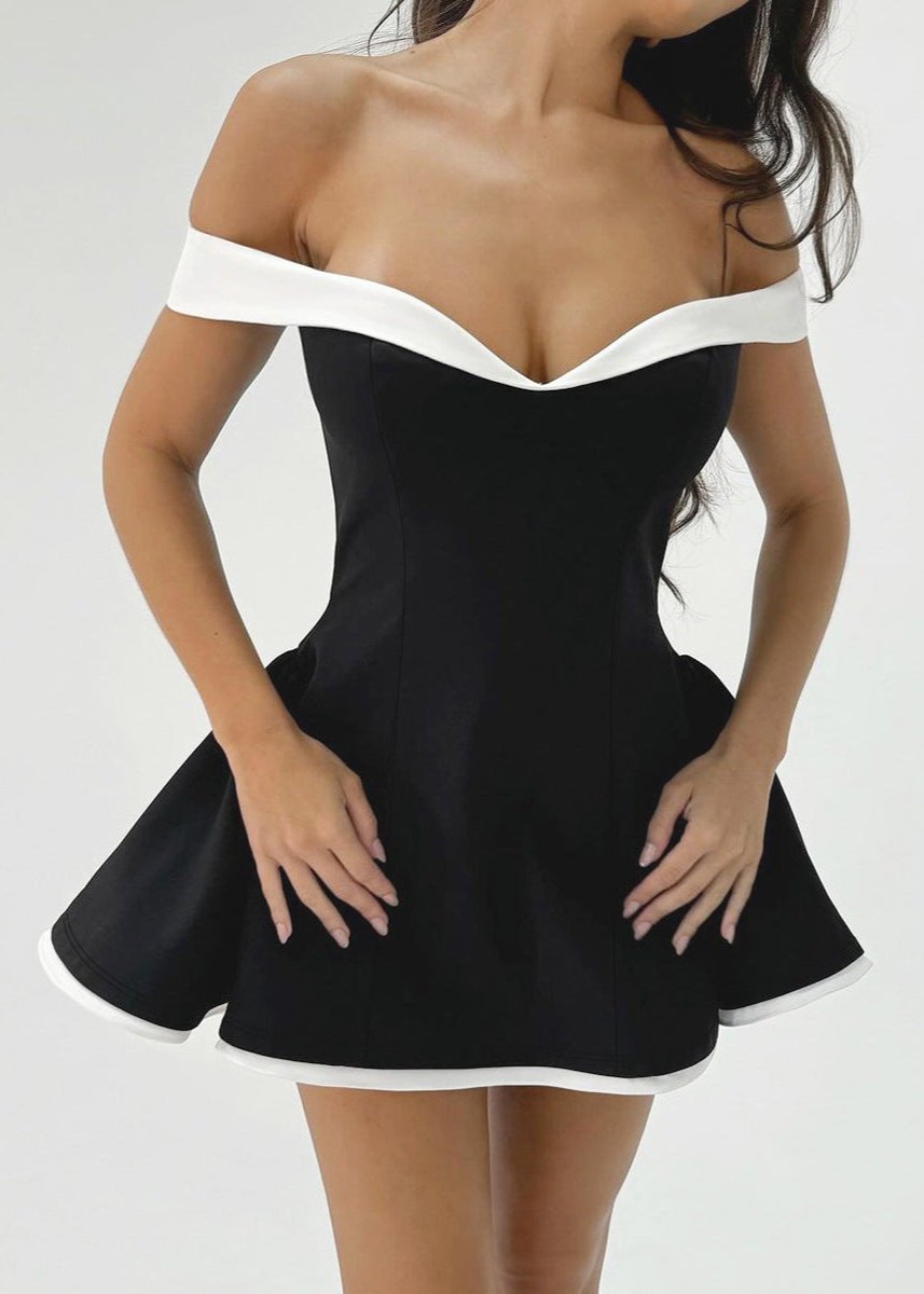 Off Shoulder Sweetheart Contrast Trim Structured Flared Skater Mini Dress