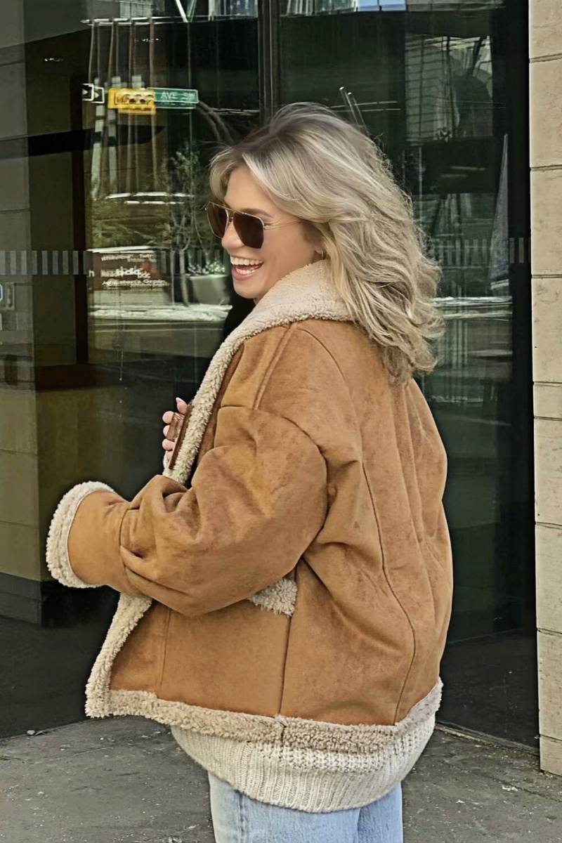 Elina - Contrast Collar Fleece Jacket