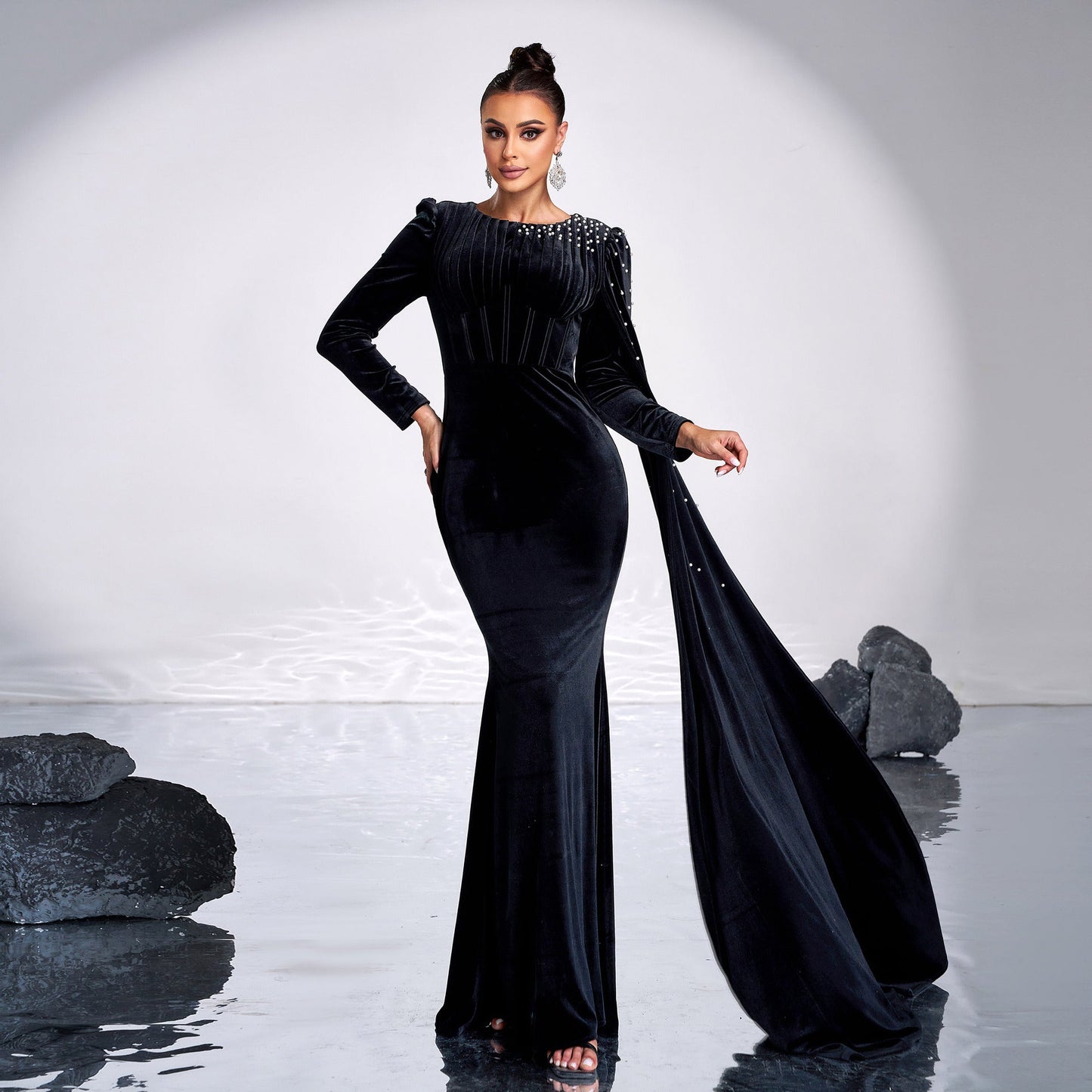 Crew Neck Long Sleeved Long Rhinestone Cocktail Hip Wrapped Evening Dress Bridesmaid