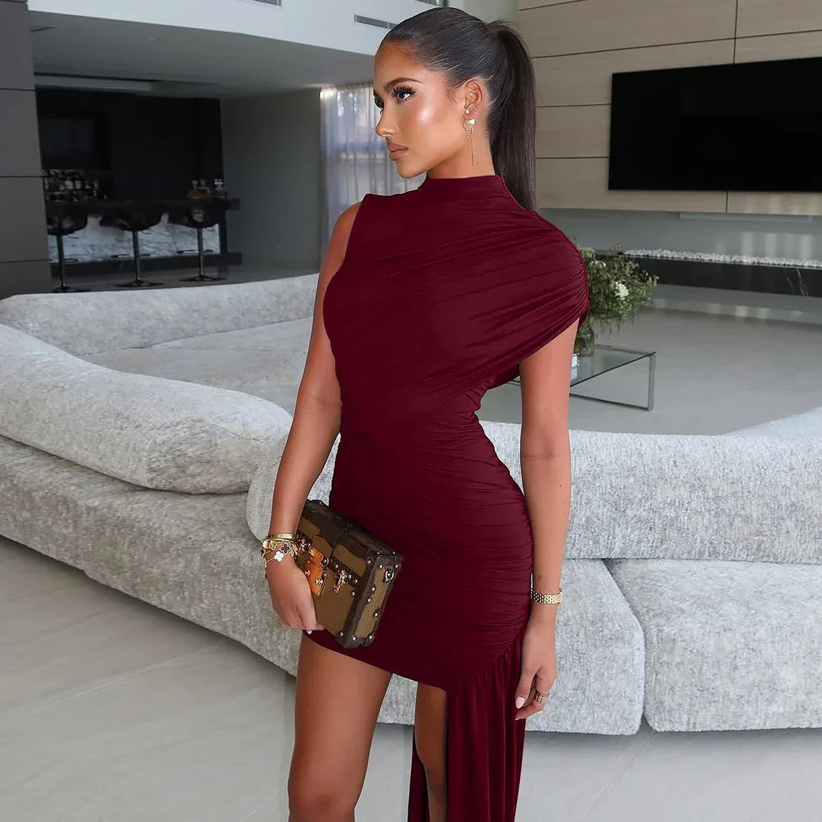 Slim fit pleated ribbon evening dress