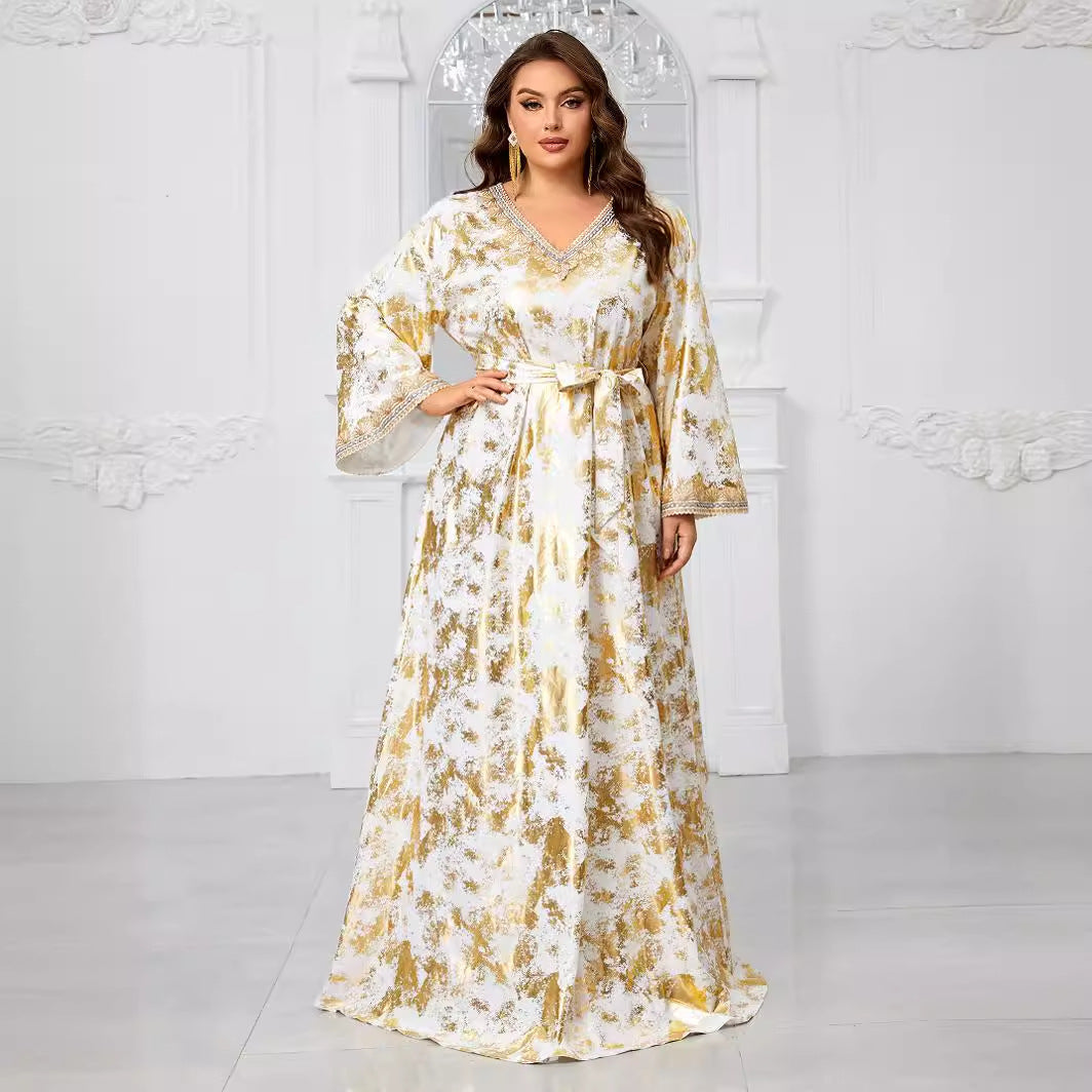 Plus Size Muslim V Neck Embroidery Lace Long Sleeved Middle East Dress Containing Belt