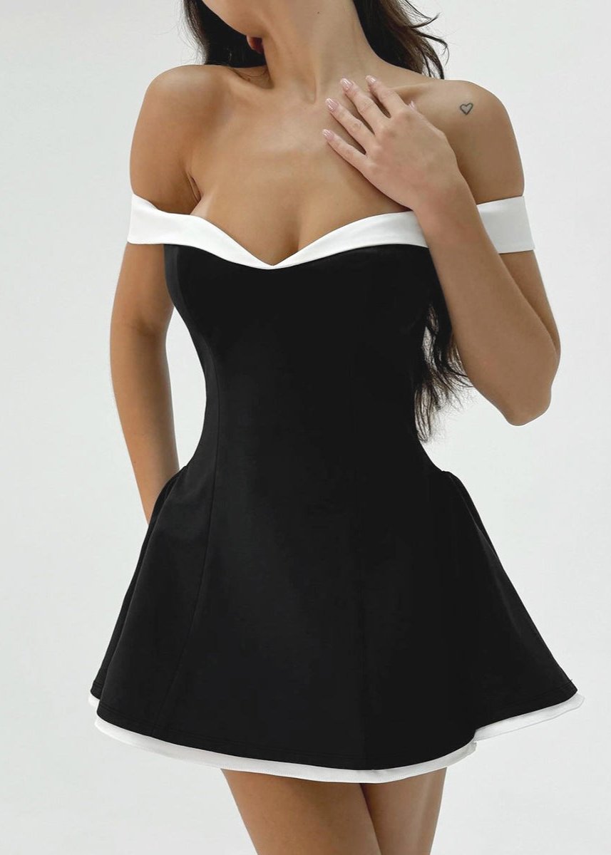 Off Shoulder Sweetheart Contrast Trim Structured Flared Skater Mini Dress