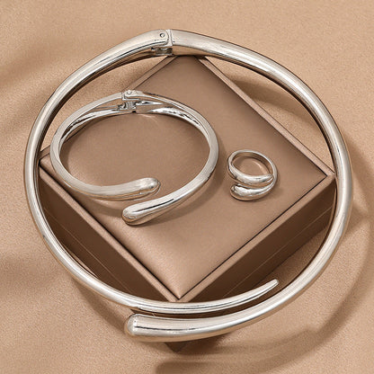 3 Piece Heavy Geometric Bracelet, Ring & Necklace Set