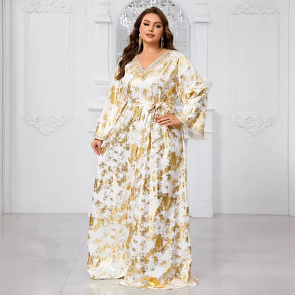 Plus Size Muslim V Neck Embroidery Lace Long Sleeved Middle East Dress Containing Belt
