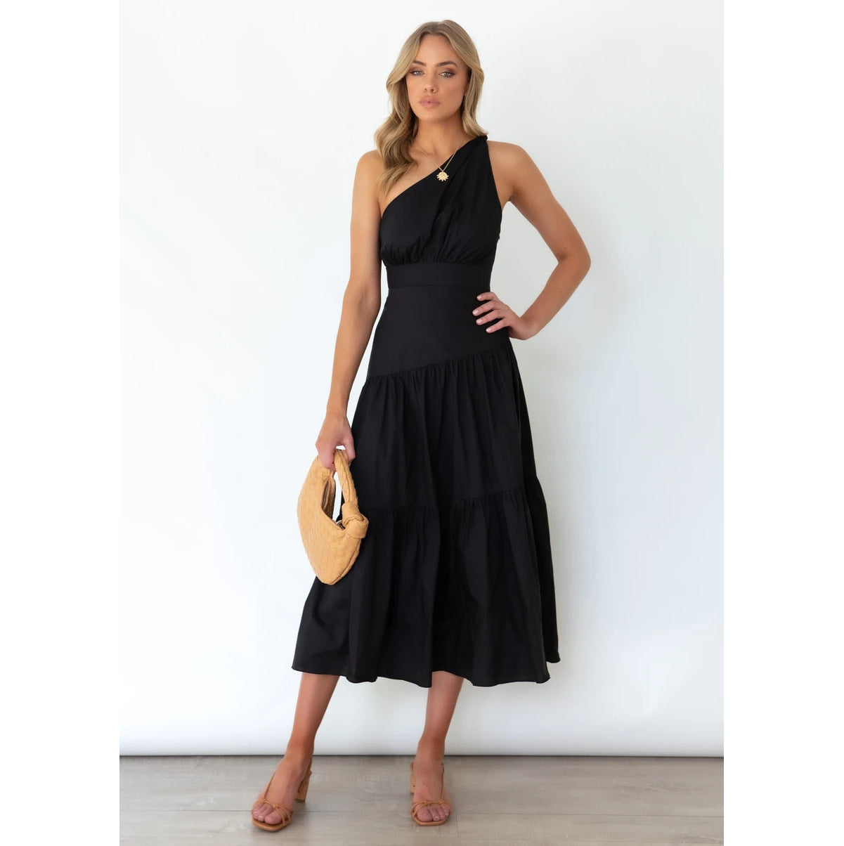 One-Shoulder Knotted Solid Color Fresh Long Sweet Dress