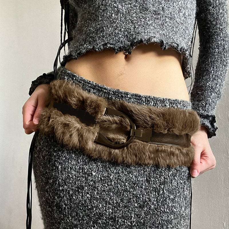 Kamora Furry Hook Belt