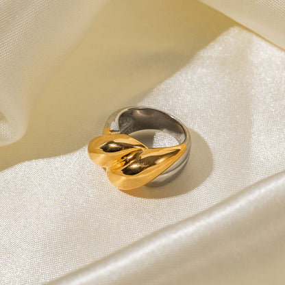 Radiant Duo Ring