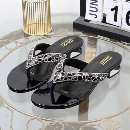 Clip Toe Low Heel Rhinestone Women's Slippers for Summer Wear