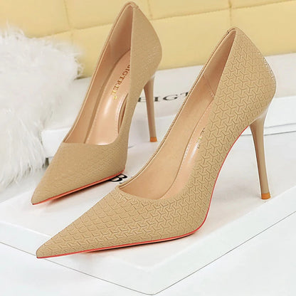 Embossed Pattern High Heel Pumps for Women - Fashionable Party Shoes