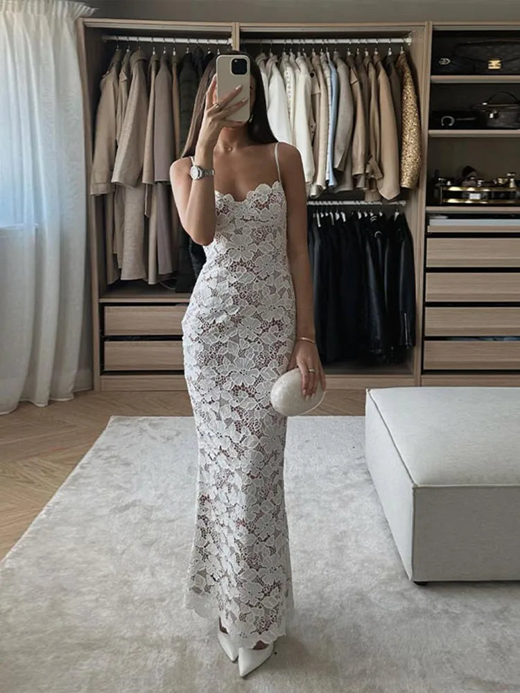 Sweetheart Scalloped Floral Lace Spaghetti Strap Underwire Bodycon Midi Dress