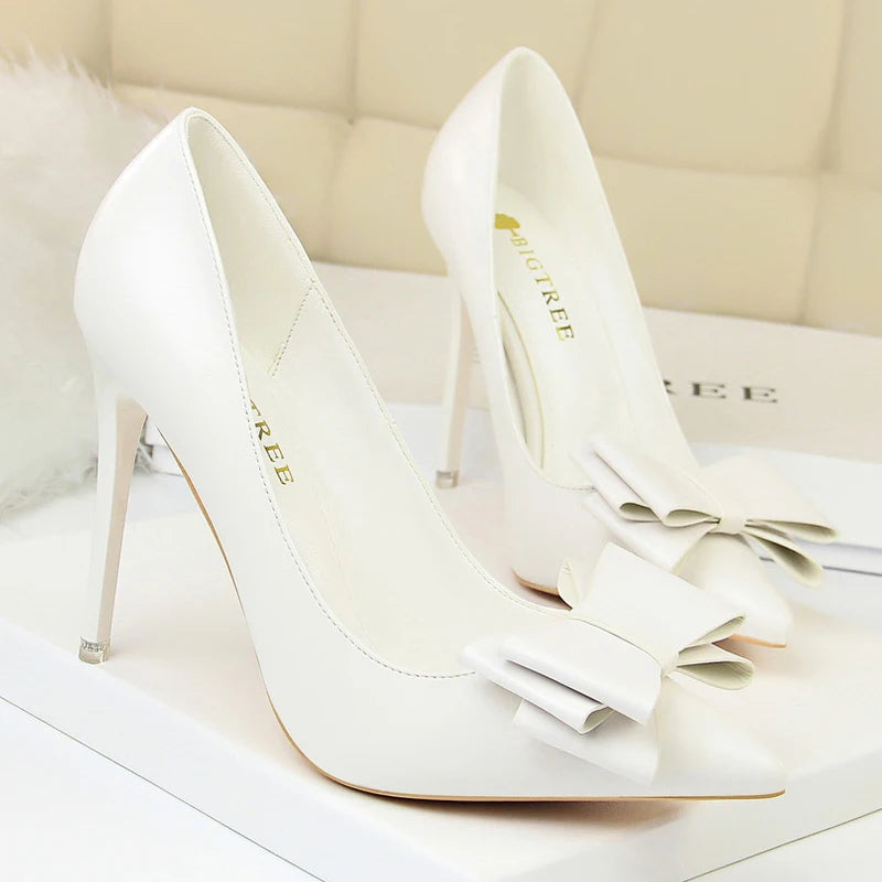 Black Classic Stiletto Pumps with Bow-knot Detail in PU Leather