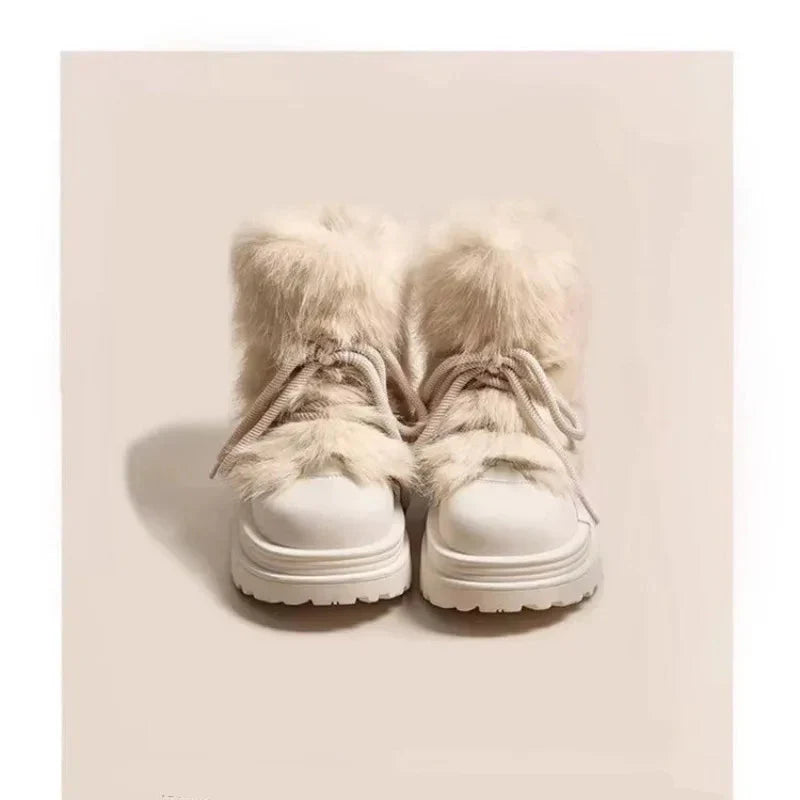 | Fur Après-Ski Boots