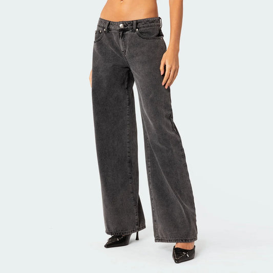 | Straight Jeans