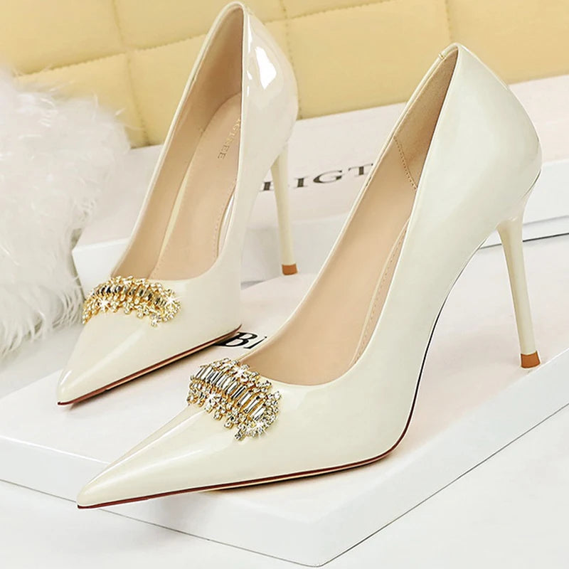 Rhinestone Women Pumps in Patent Leather with High Heels for Luxury Banquets