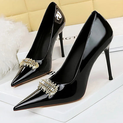 Rhinestone Women Pumps in Patent Leather with High Heels for Luxury Banquets