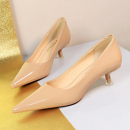 Mid Heel Women Shoes in Patent Leather