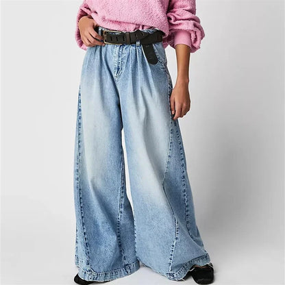 | Pleated Wide-Leg Jeans
