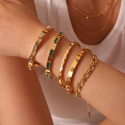 Bleue Arm Candy