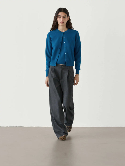 Minimalist Round Neck Knit Short Cardigan