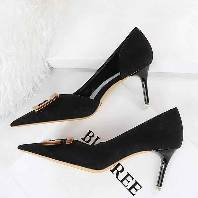 Metal Button Kitten Heels Women Pumps Fashion