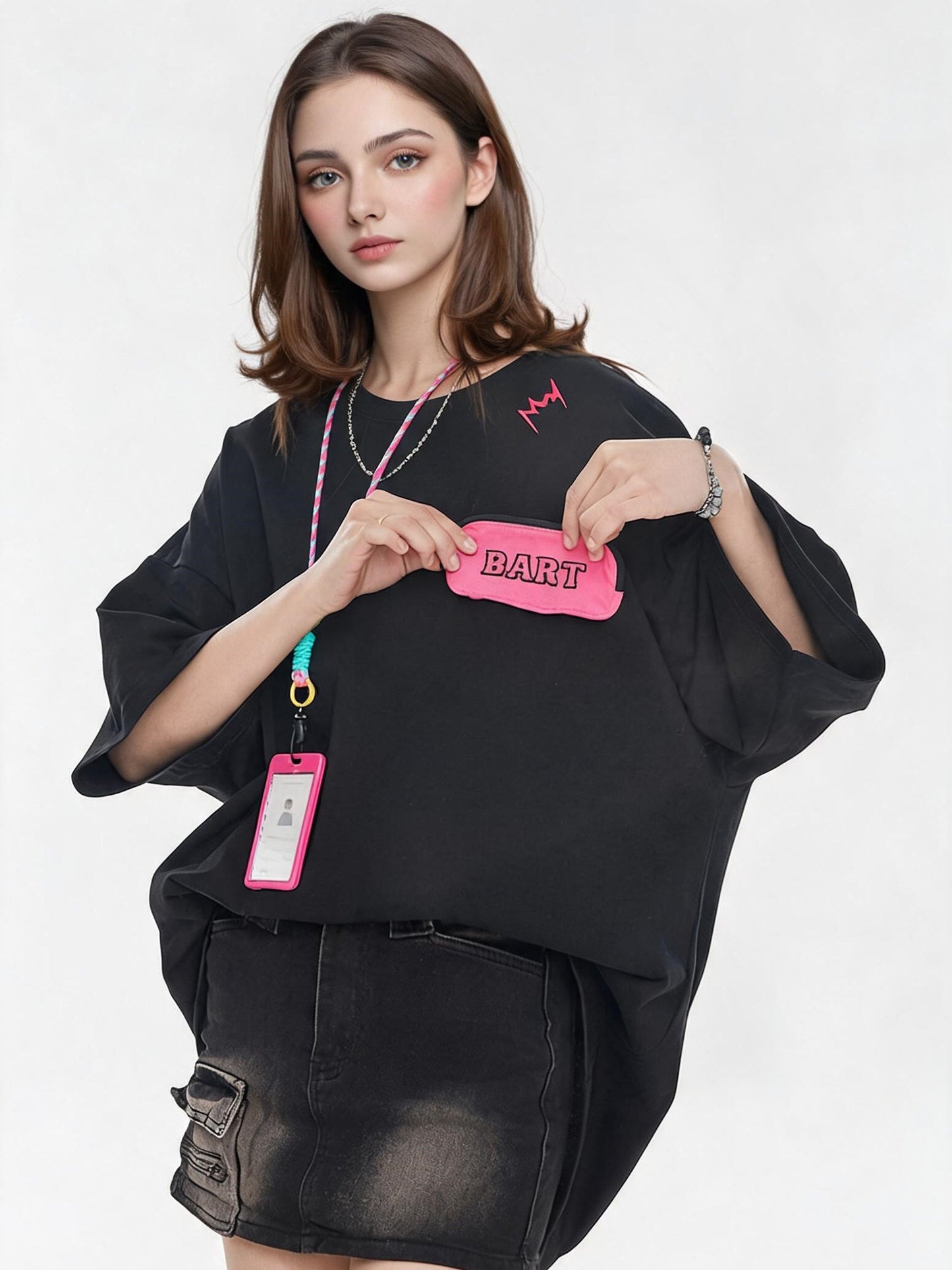 Black And Pink Color-blocked Short-sleeved T-shirt With Detachable Pockets