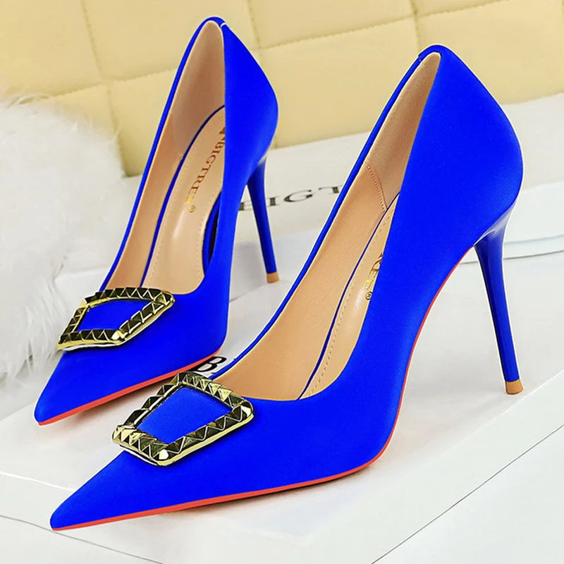 Luxury Banquet Shoes with Metal Buckle Decoration