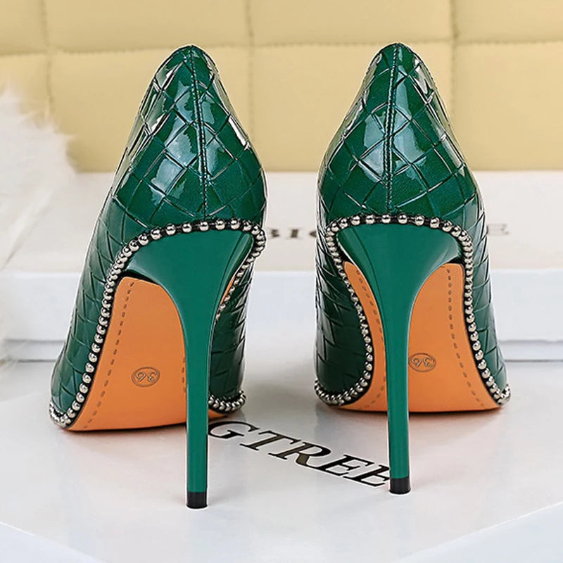 High Heels Women Pumps with Rivet Metal Chain