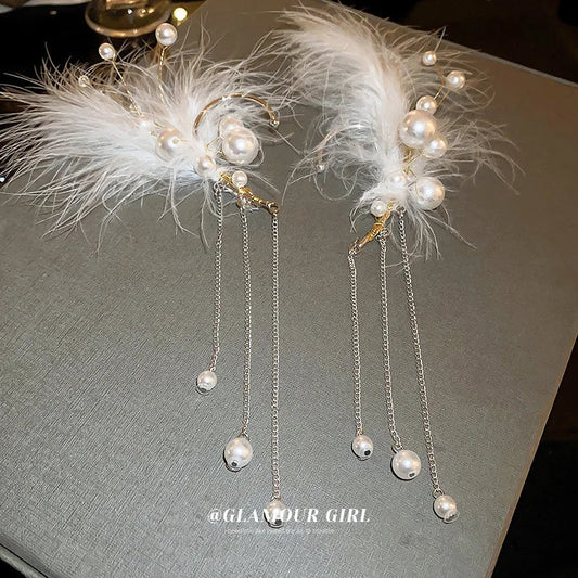 Lizakosht Unique Long White Feather Pearl Tassel Earrings for Women Creative Clip-On Party Jewelry No Piercing