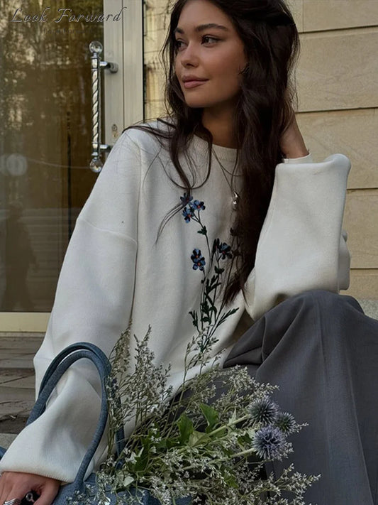 Embroidery Pullover Women Loose Autumn Winter O-neck Flower Sweater Female Long Sleeve Soft Casual Knitwears Lady All-match
